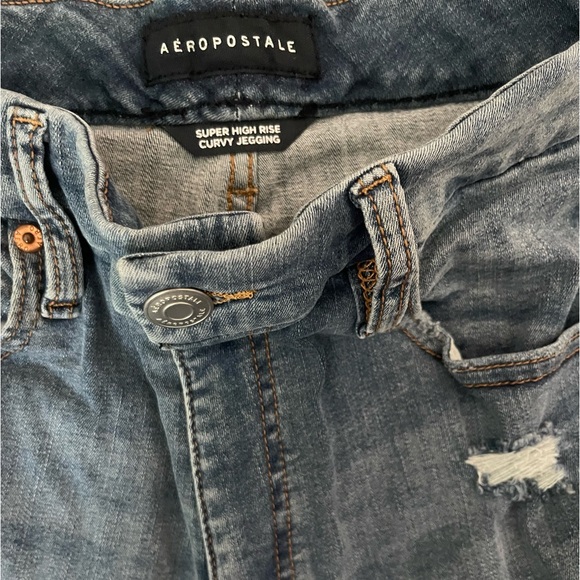 Aeropostale Super High Rise Curvy Jegging Distressed Denim Jeans Sz 8 R - Picture 5 of 5